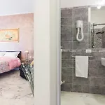 Check-inn לינה וארוחת בוקר