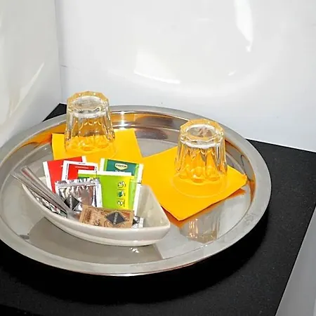 Bed & Breakfast Check-inn 4*